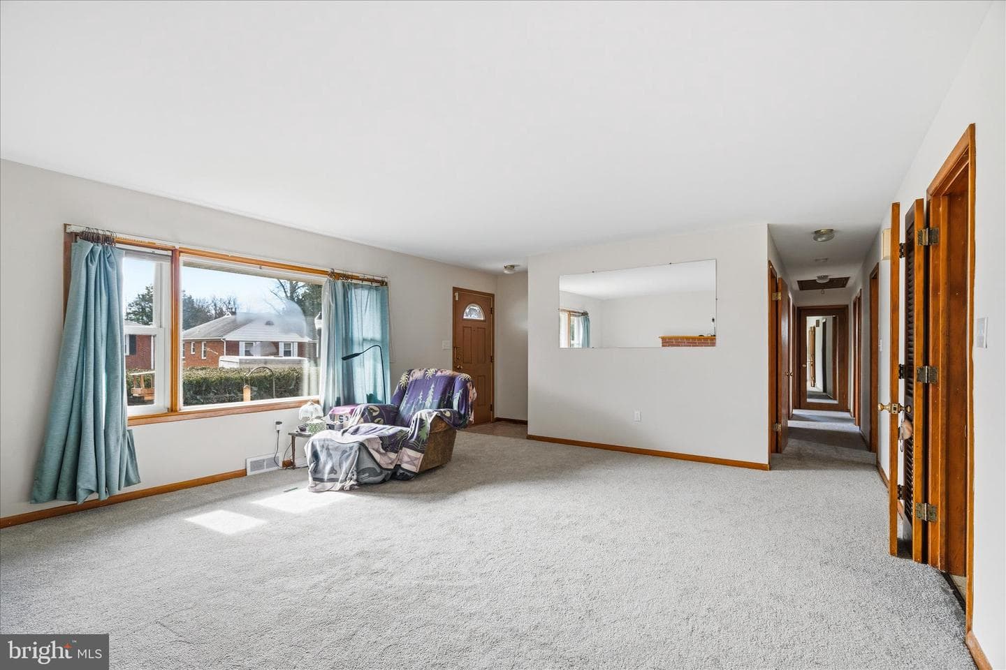 615 Taney Avenue photo 8