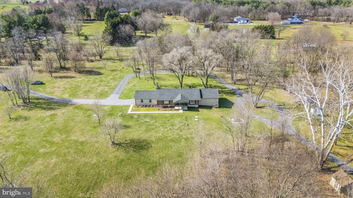 10702 Dublin Road photo 1