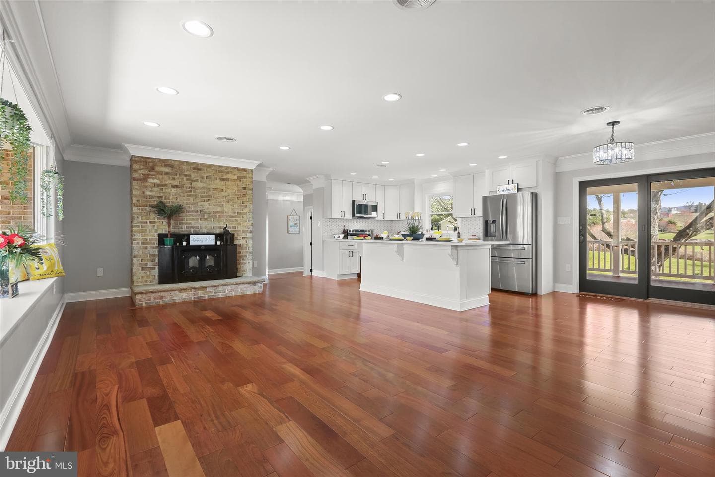 9079 Dawn Court photo 8