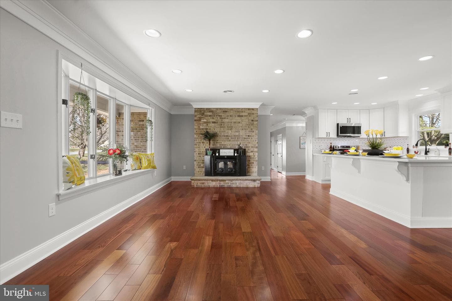 9079 Dawn Court photo 9