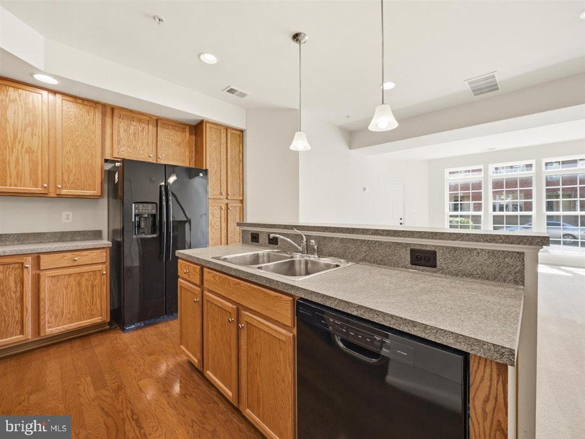 6424 Alan Linton Boulevard E photo 7