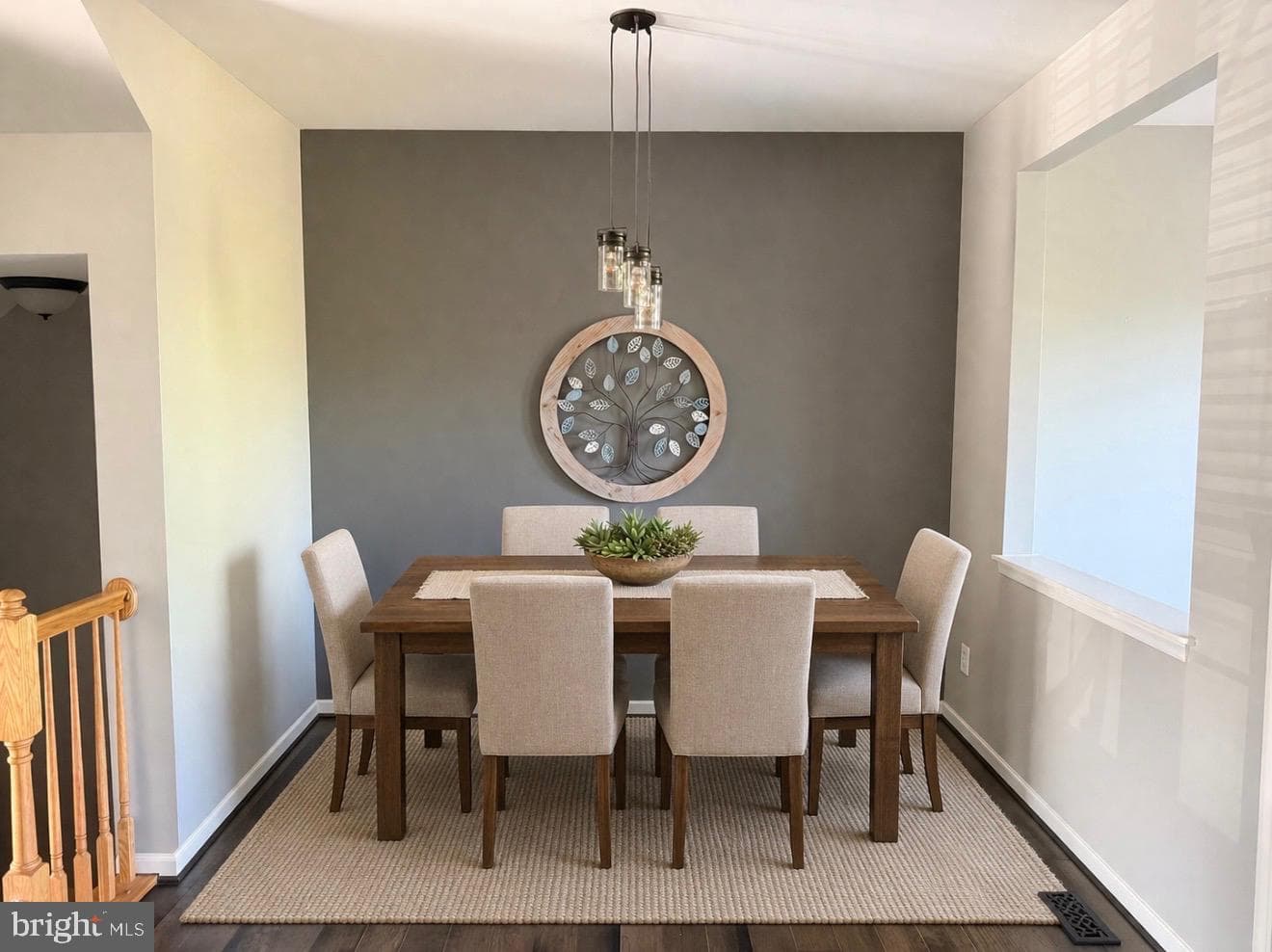 131 Fiona Way photo 17