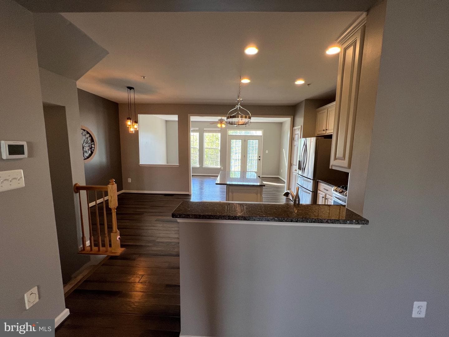 131 Fiona Way photo 19