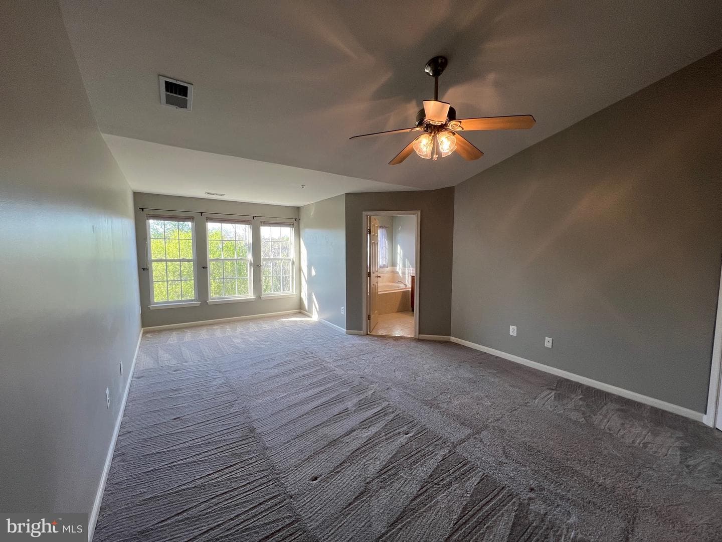 131 Fiona Way photo 53