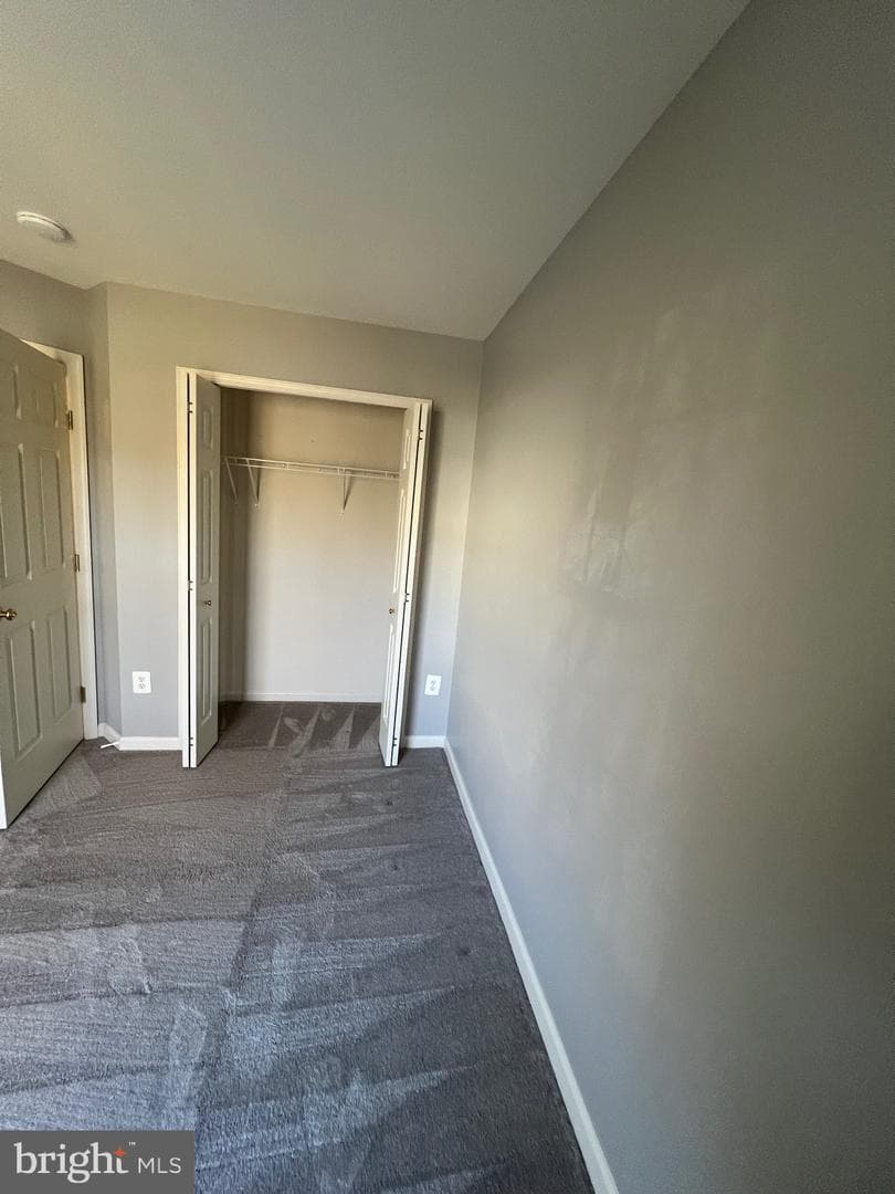 131 Fiona Way photo 63