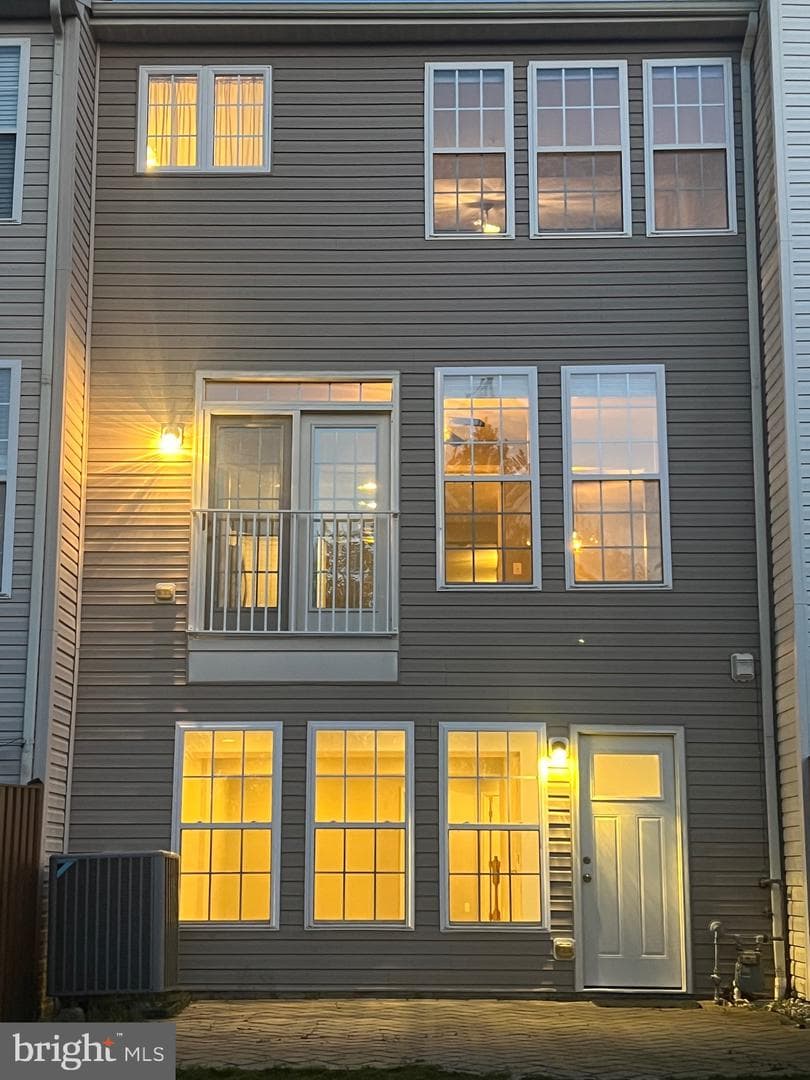 131 Fiona Way photo 66