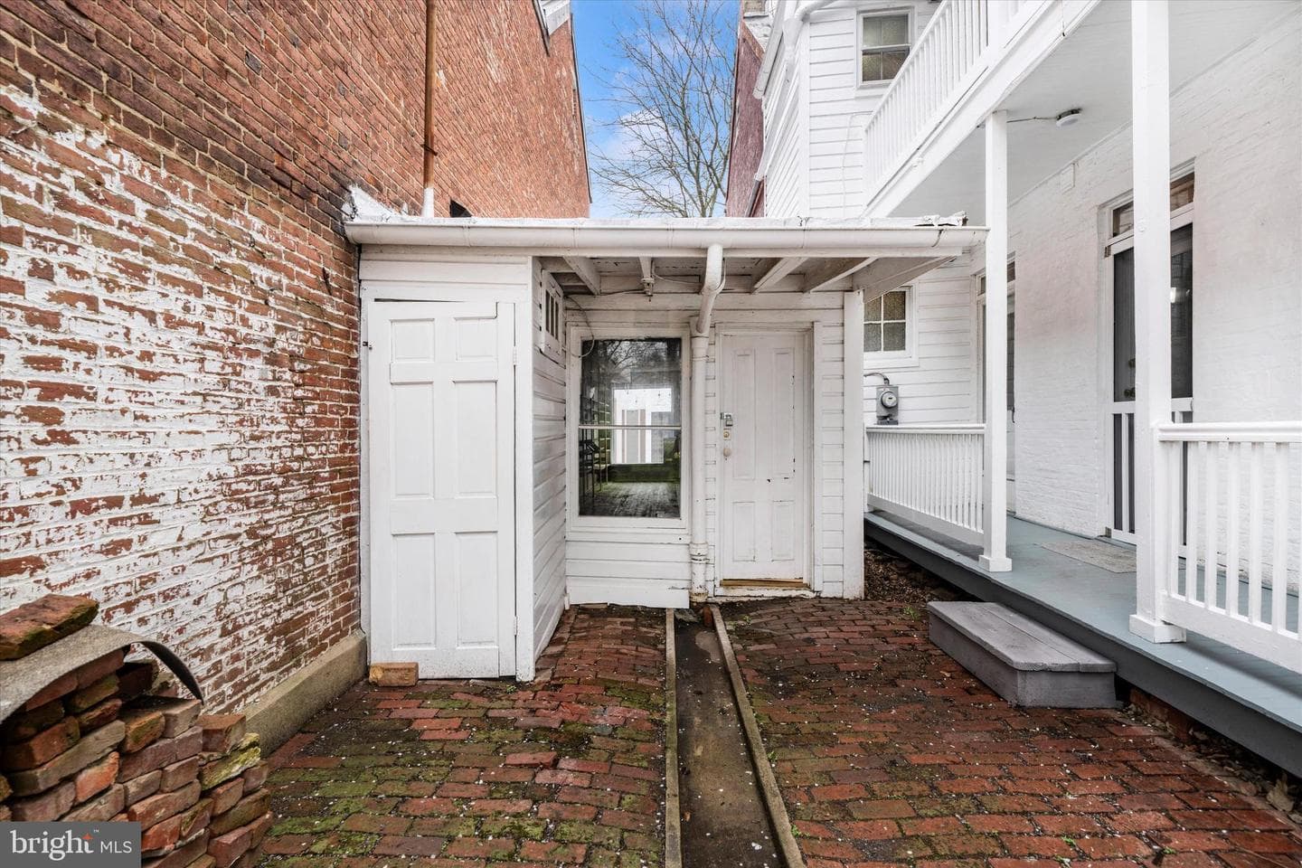 129 Fourth Street photo 53