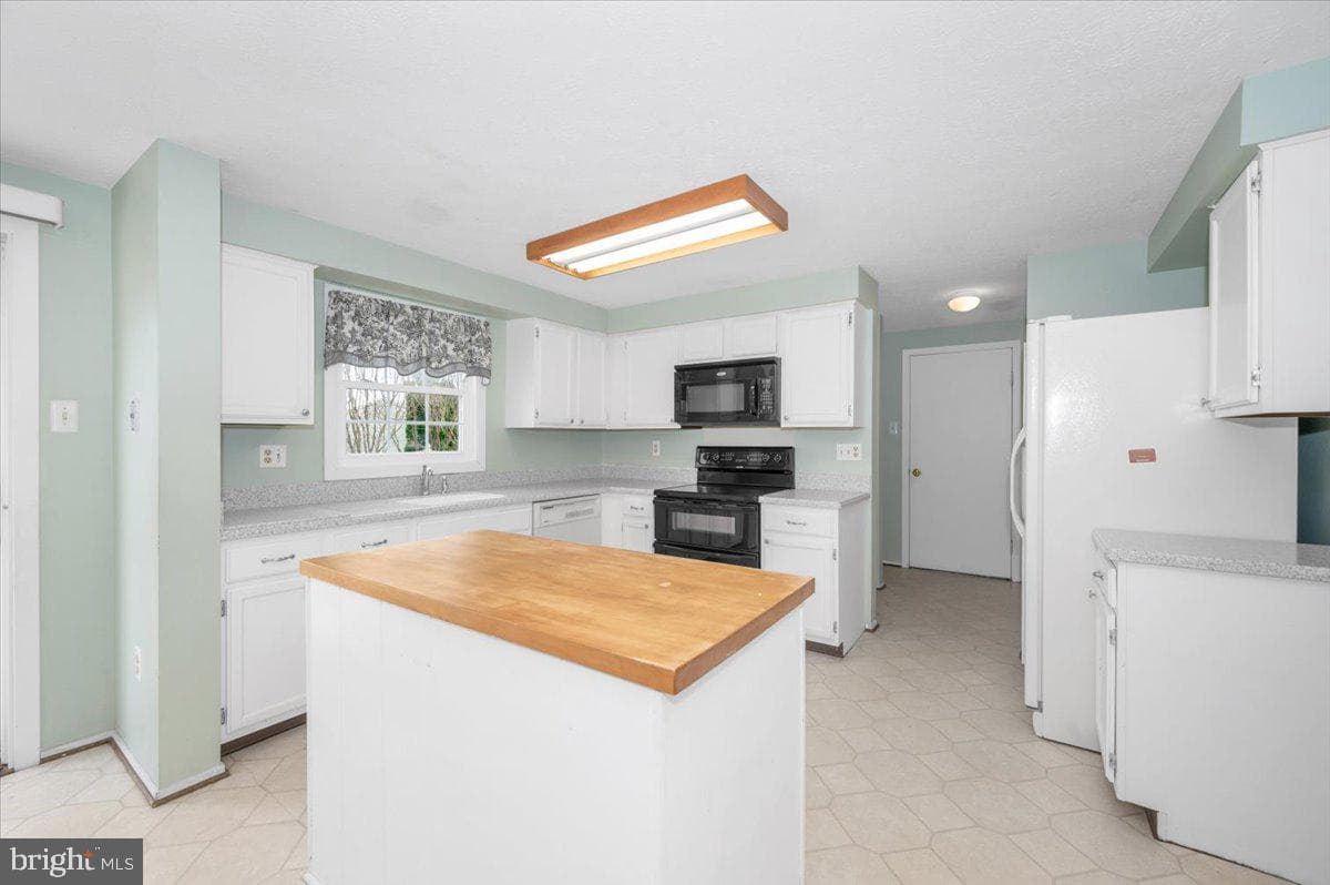584 Pumphouse Road photo 15