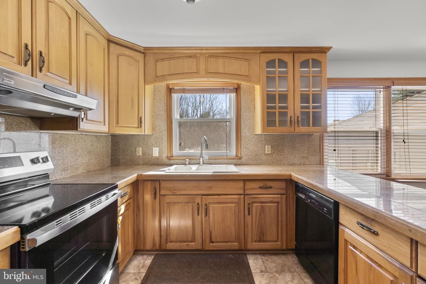 7203 Peekskill Drive photo 13