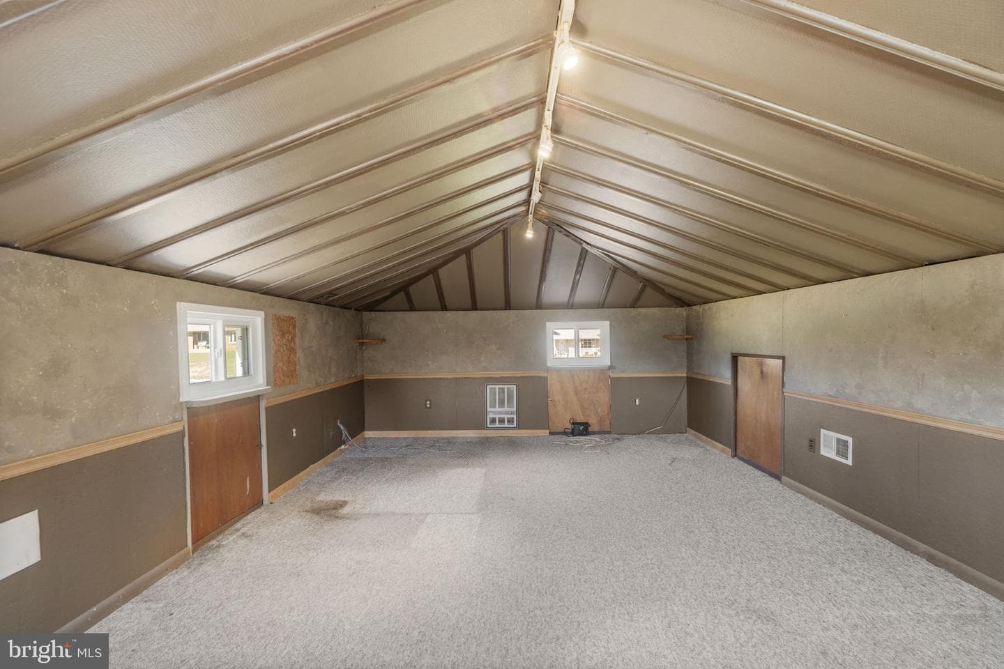 7203 Peekskill Drive photo 34