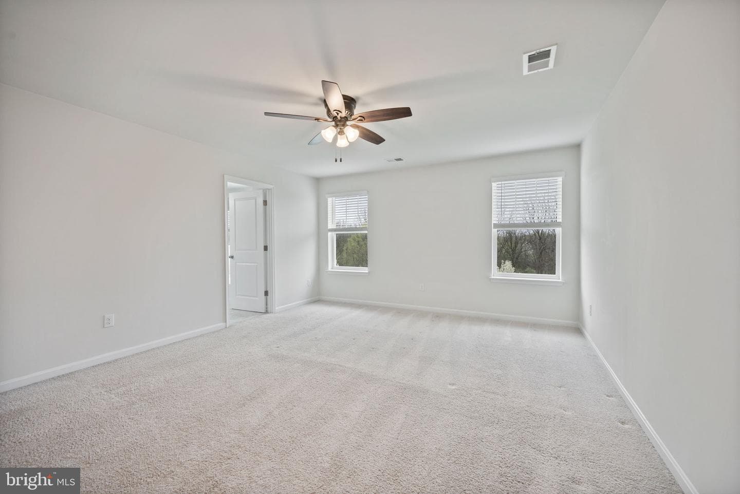 7026 Freedom Way photo 24