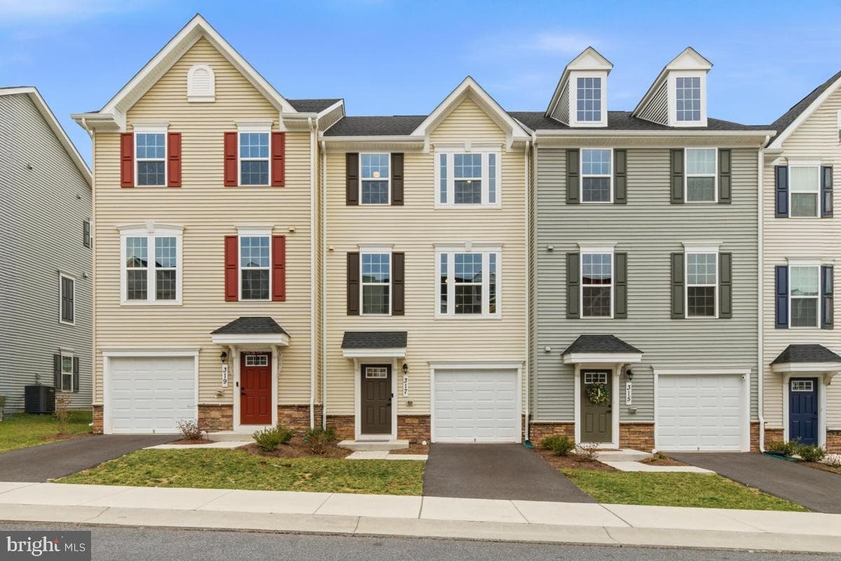 317 Pemberton Park Lane