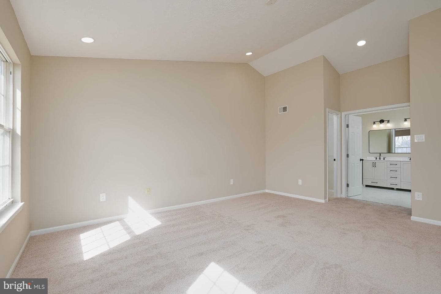 66 Fox Rock Drive photo 29
