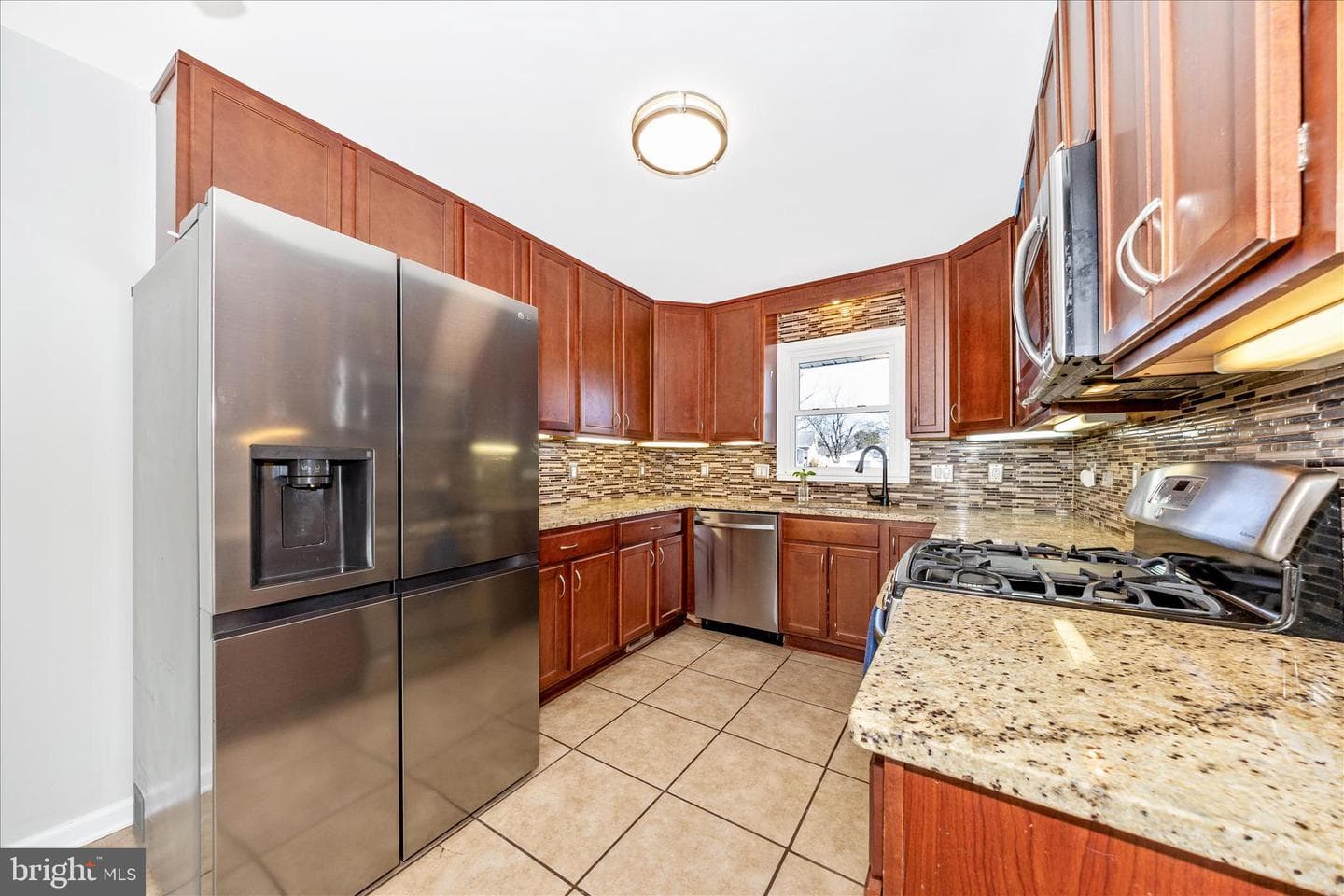 1606 Wise Road photo 13