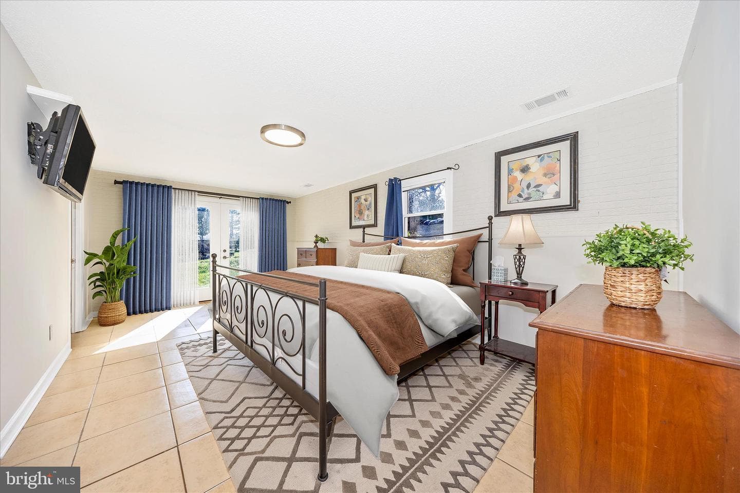 1606 Wise Road photo 30