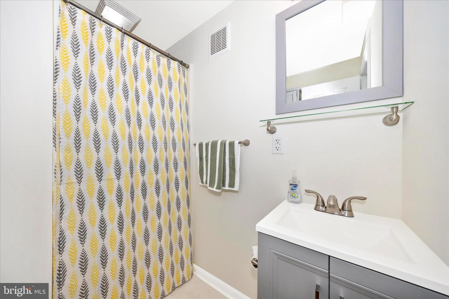 1606 Wise Road photo 34
