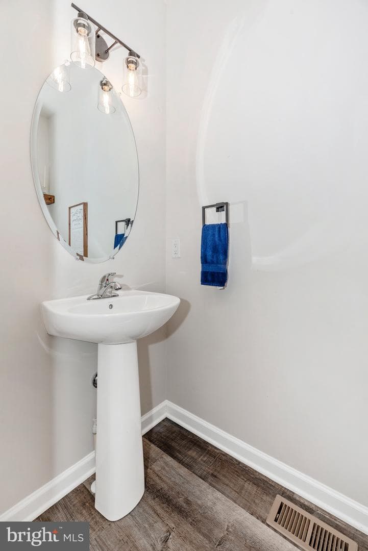 220 Longley Green Drive photo 18