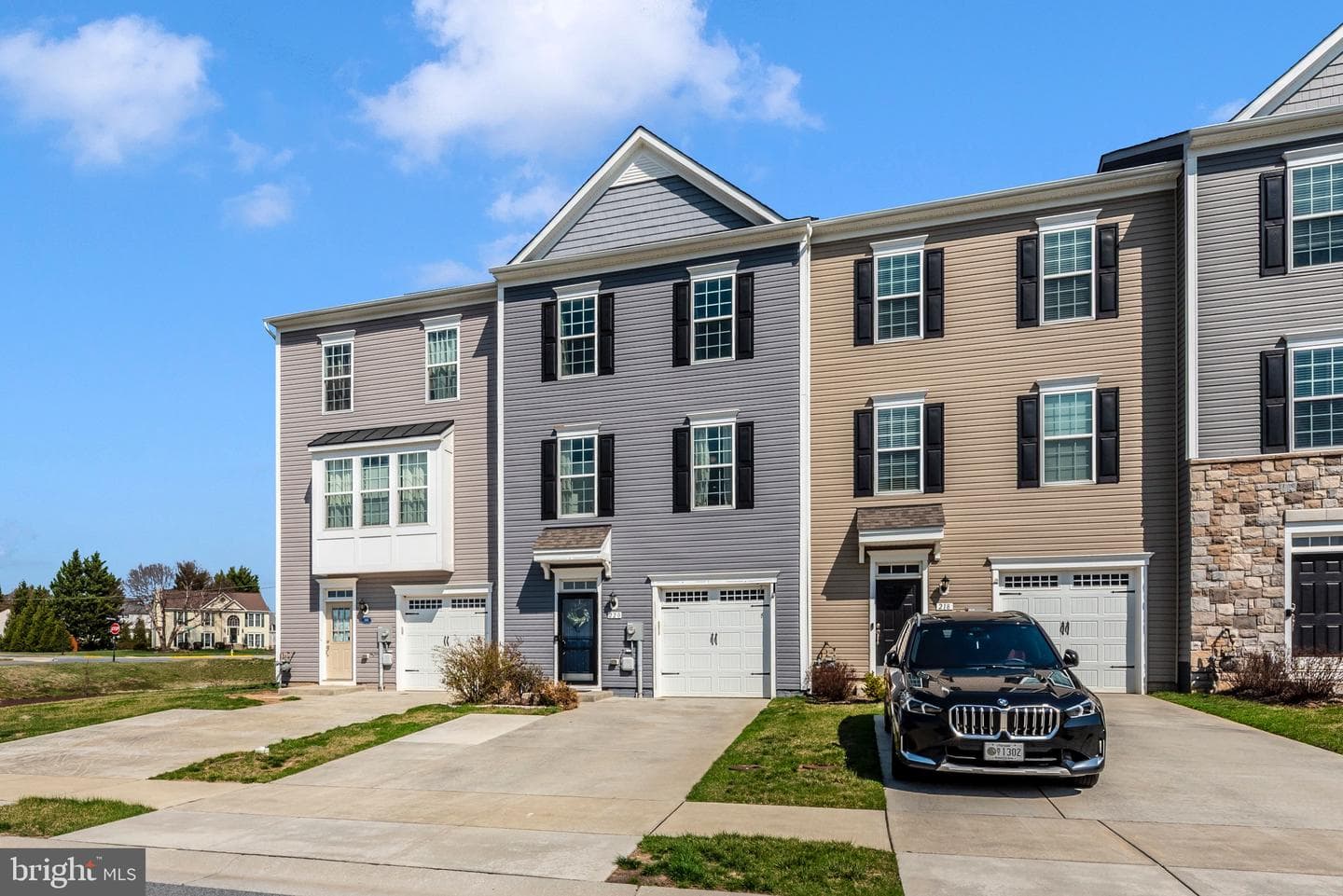 220 Longley Green Drive photo 3