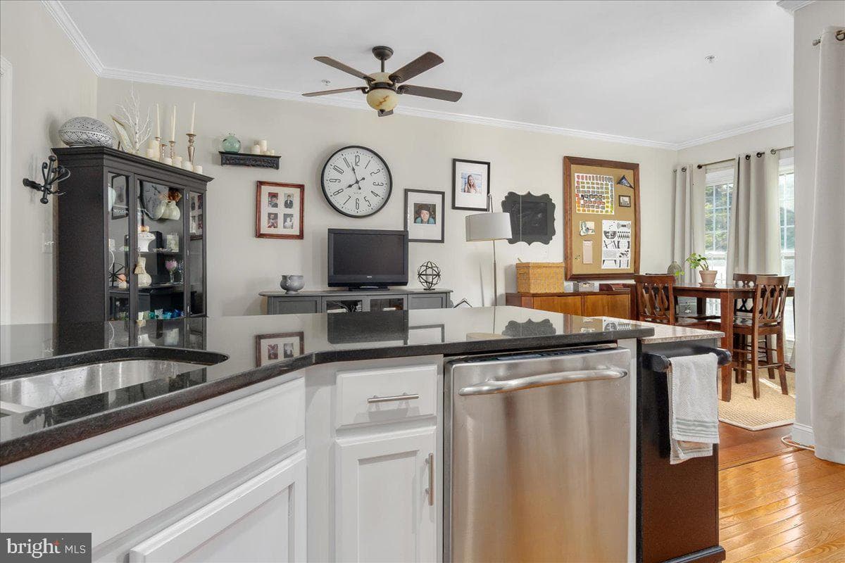6378 Meandering Woods Court photo 12