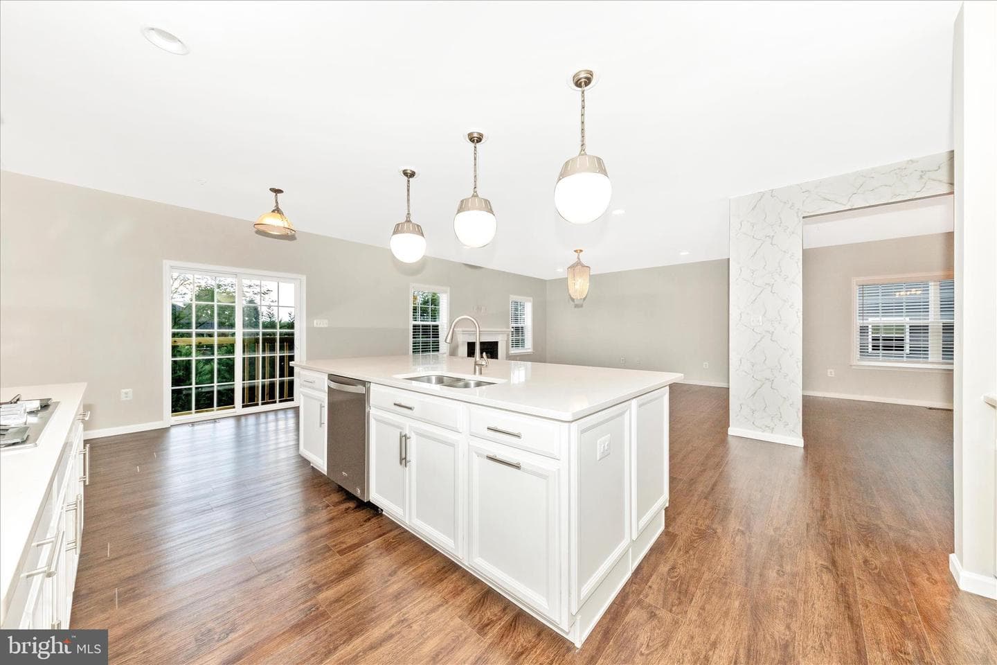 1710 Trotter Street photo 15