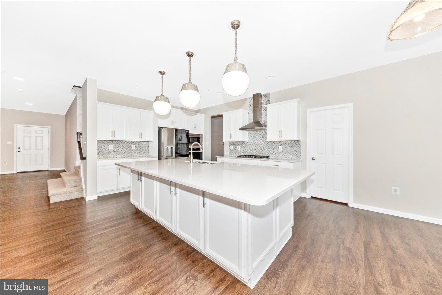 1710 Trotter Street photo 17
