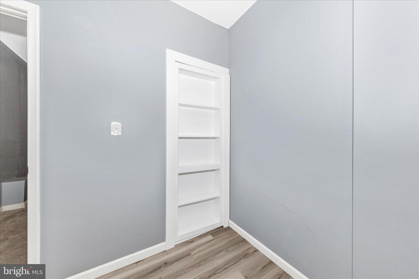 1710 Trotter Street photo 33