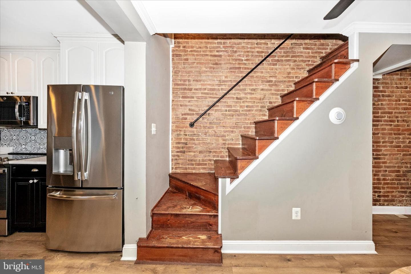 18 1/2 N Wisner Street photo 16