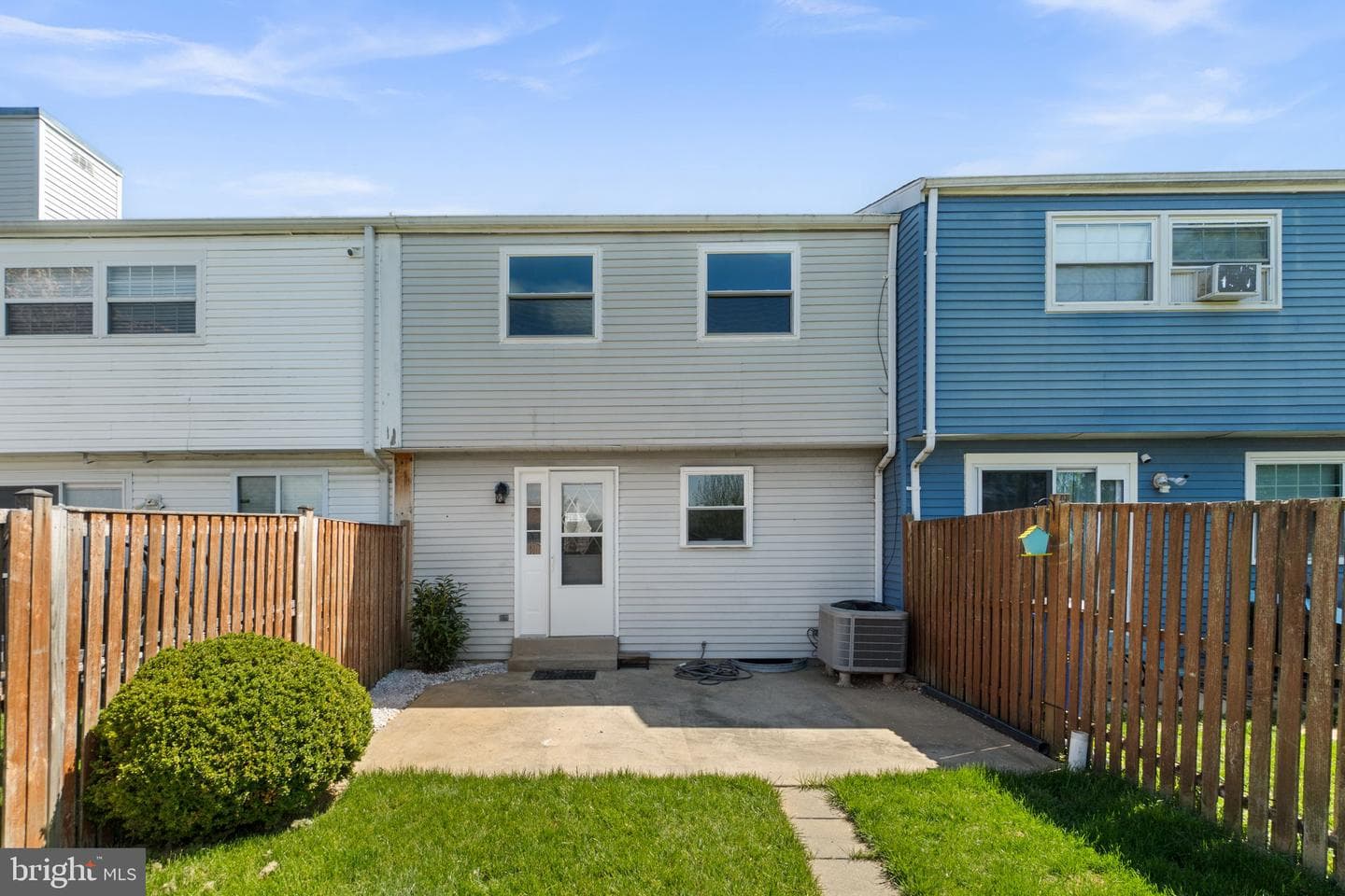 1715 Country Court photo 28