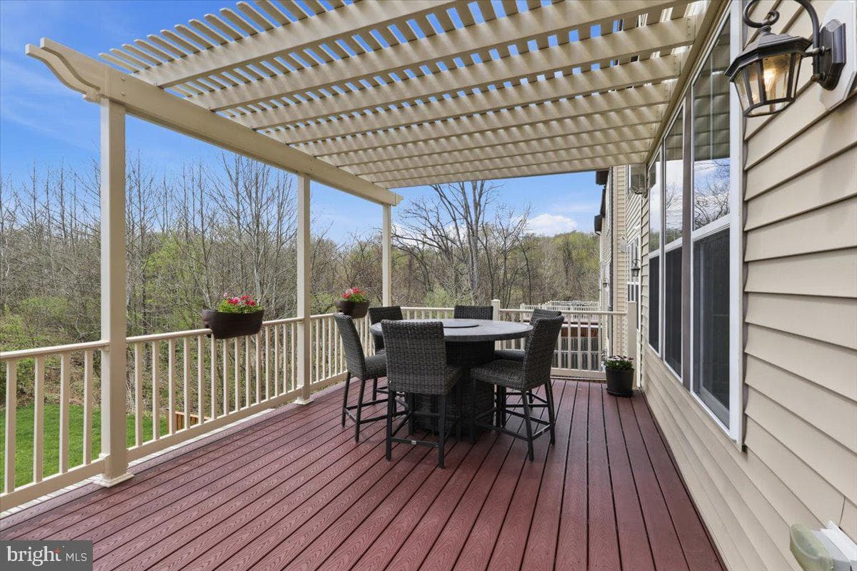 10909 Divot Court photo 19