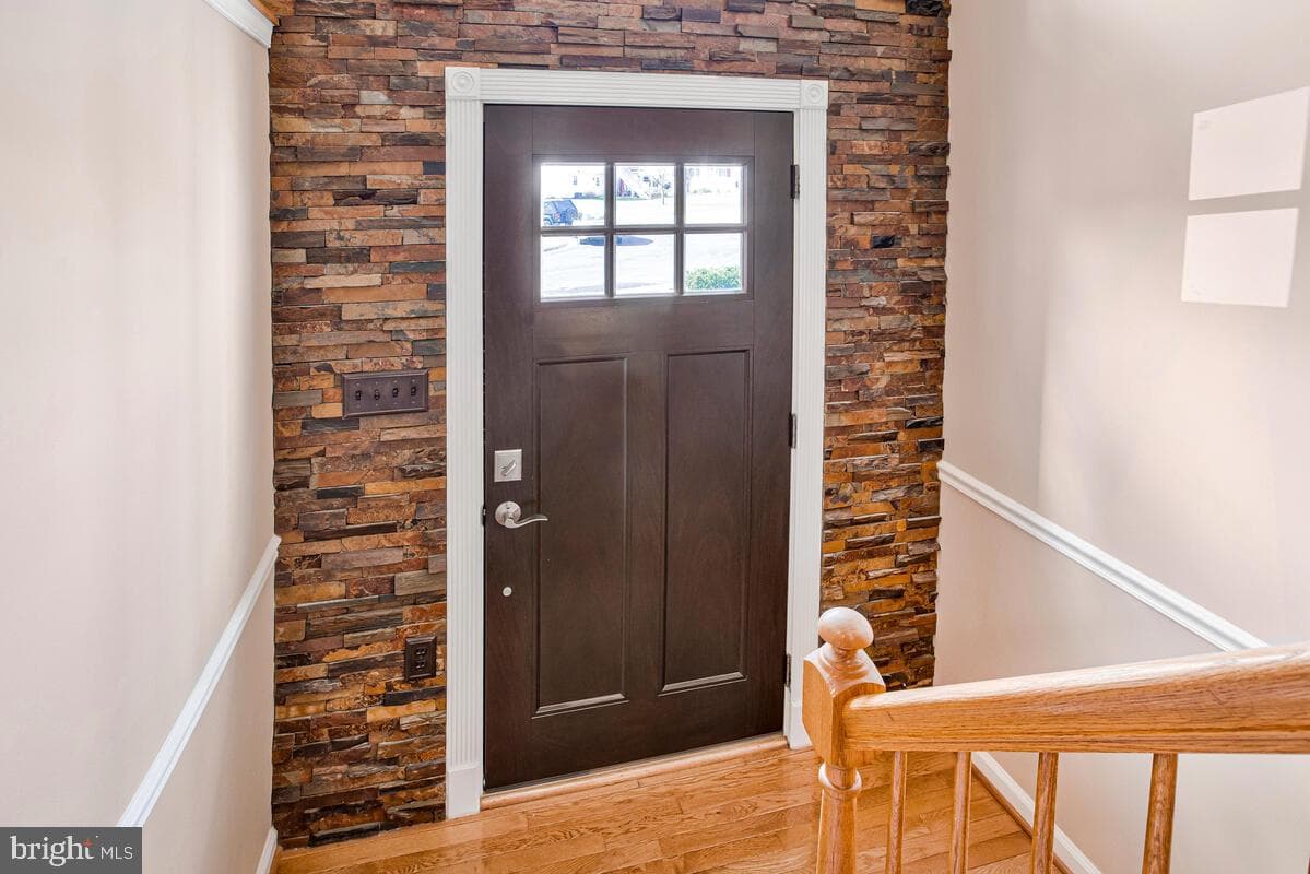 6 Westview Court photo 4