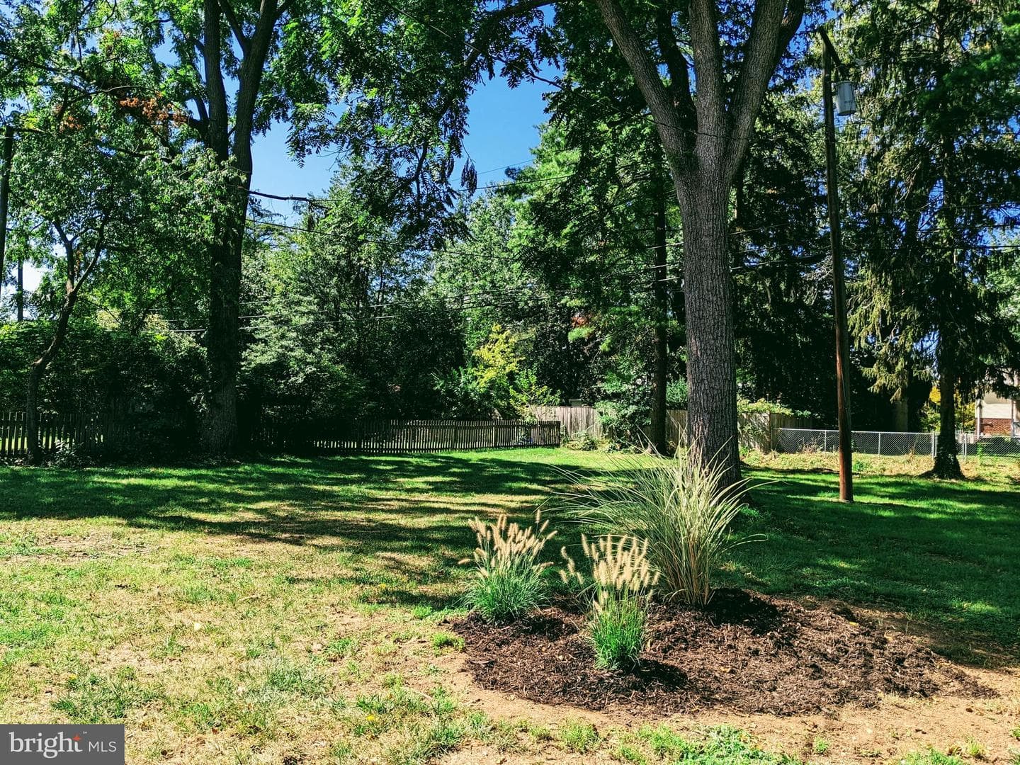627 Grant Place photo 34