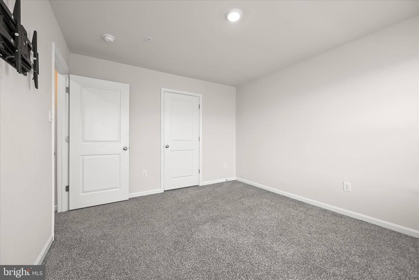 1944 Fauna Drive photo 30