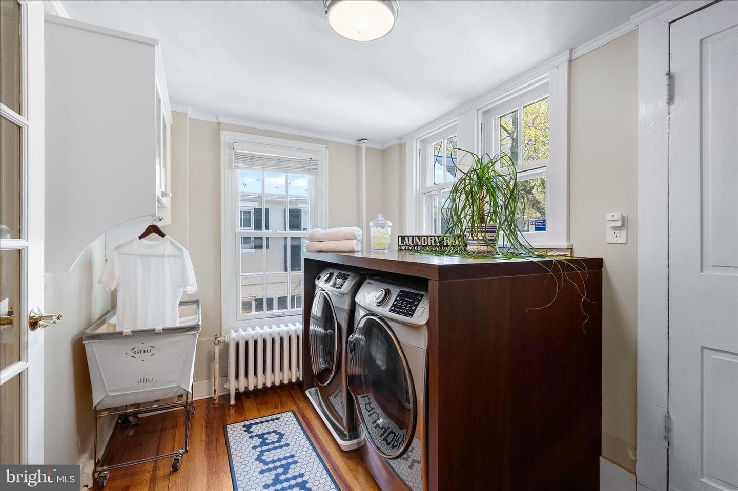 225 E 2nd Street photo 47