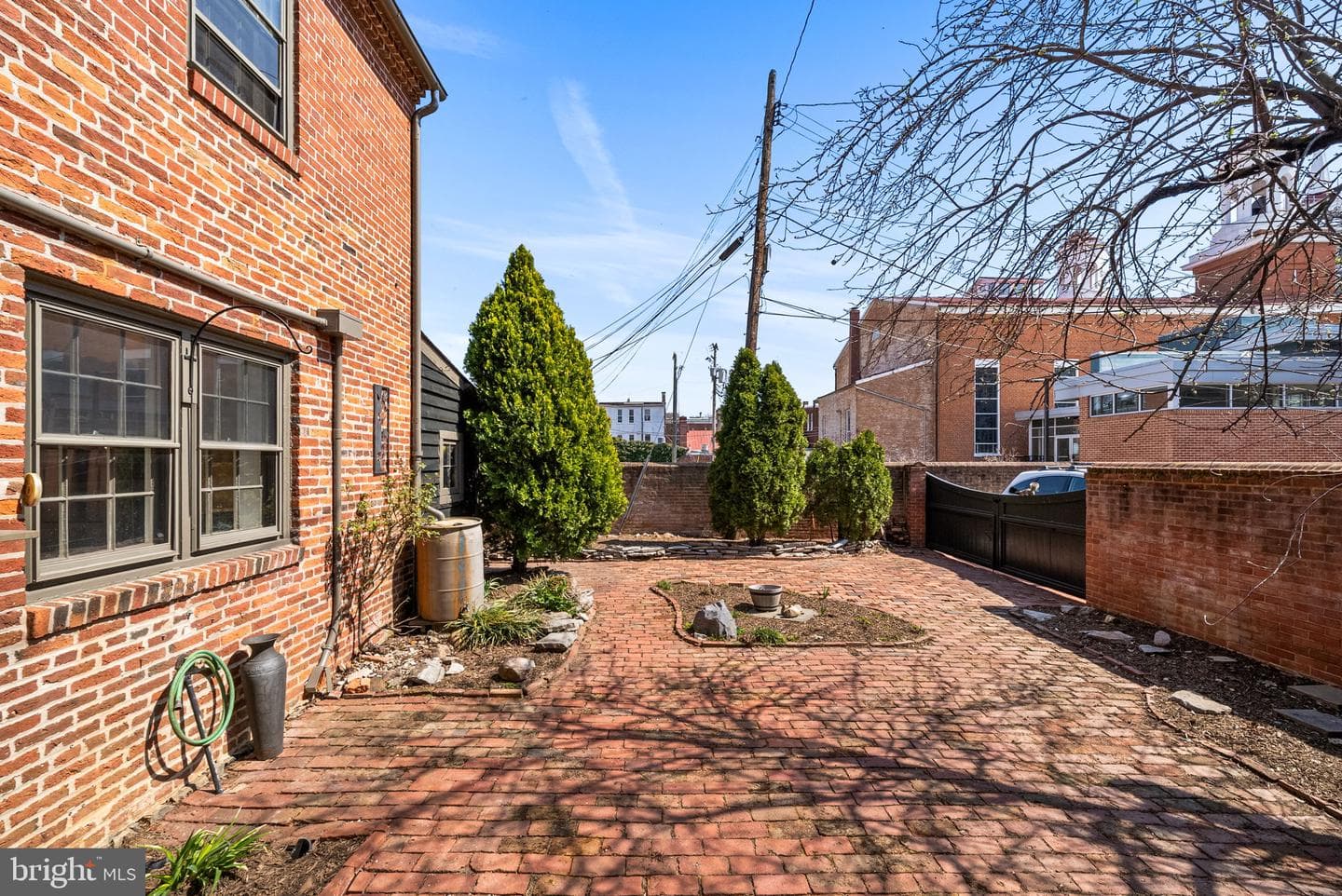 106 N Court Street photo 25