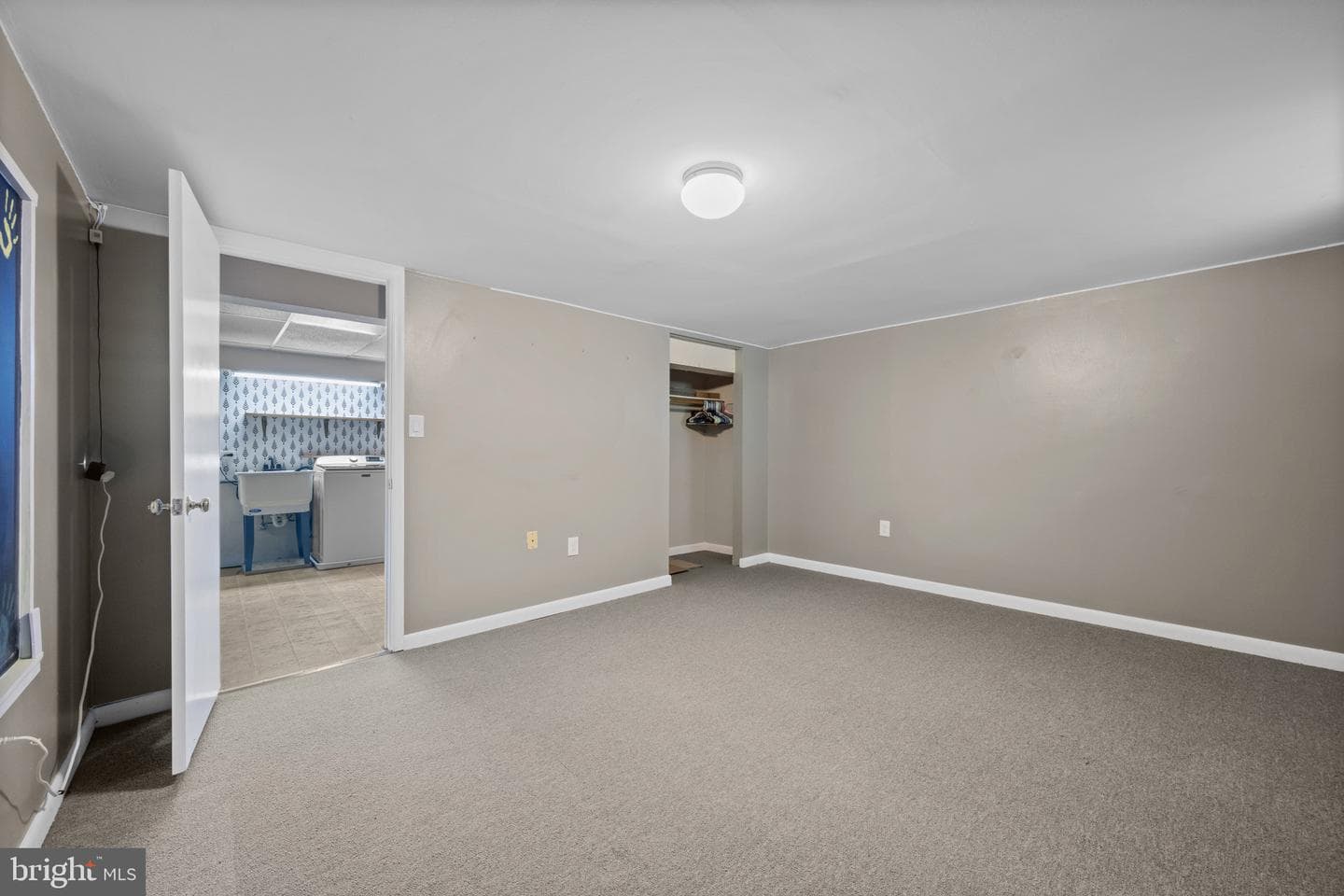 303 Willow Avenue photo 43