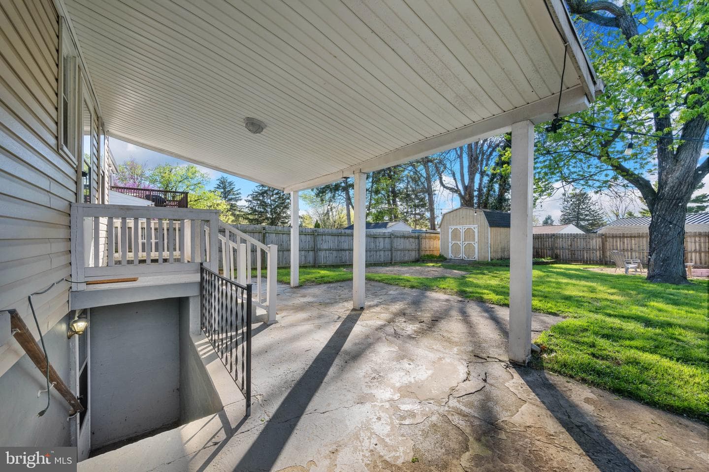 303 Willow Avenue photo 46