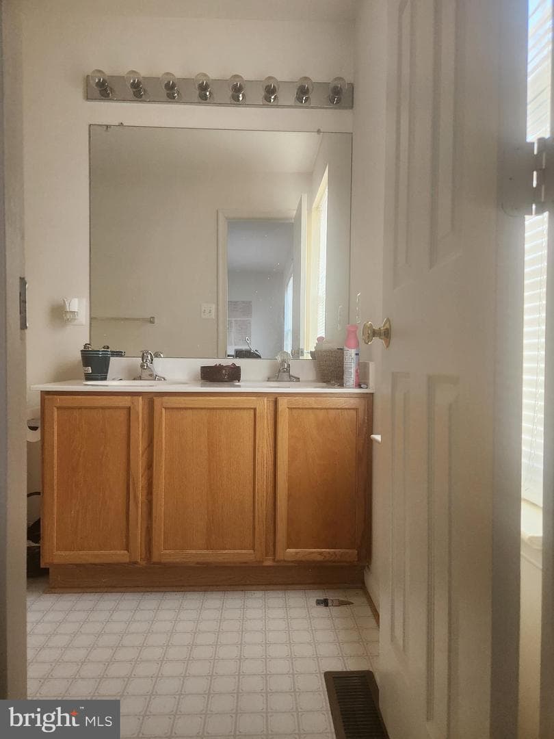 5086 Stapleton Terrace photo 10
