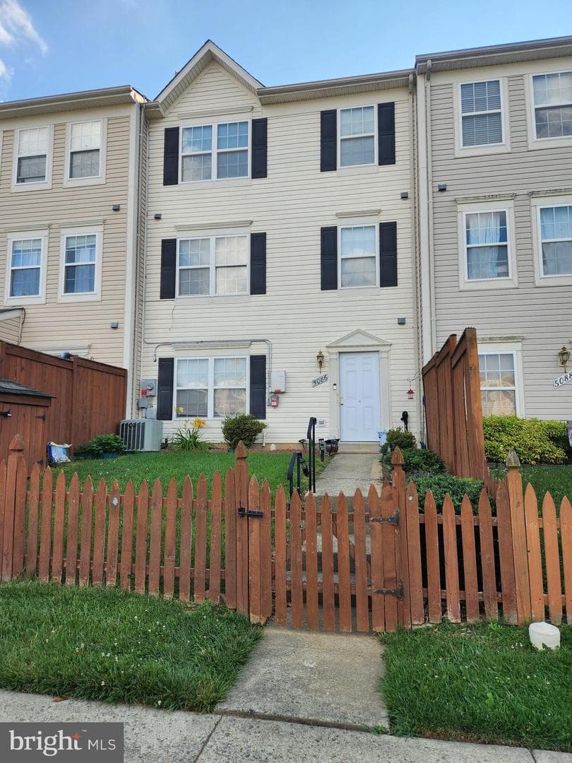 5086 Stapleton Terrace photo 19