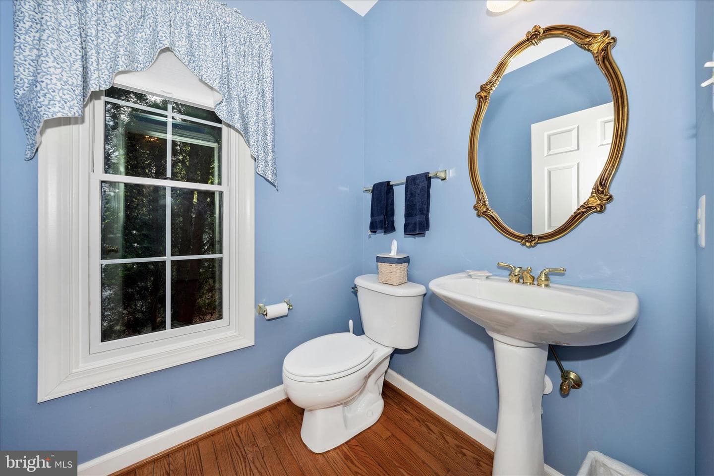 9102 Travener Circle photo 27