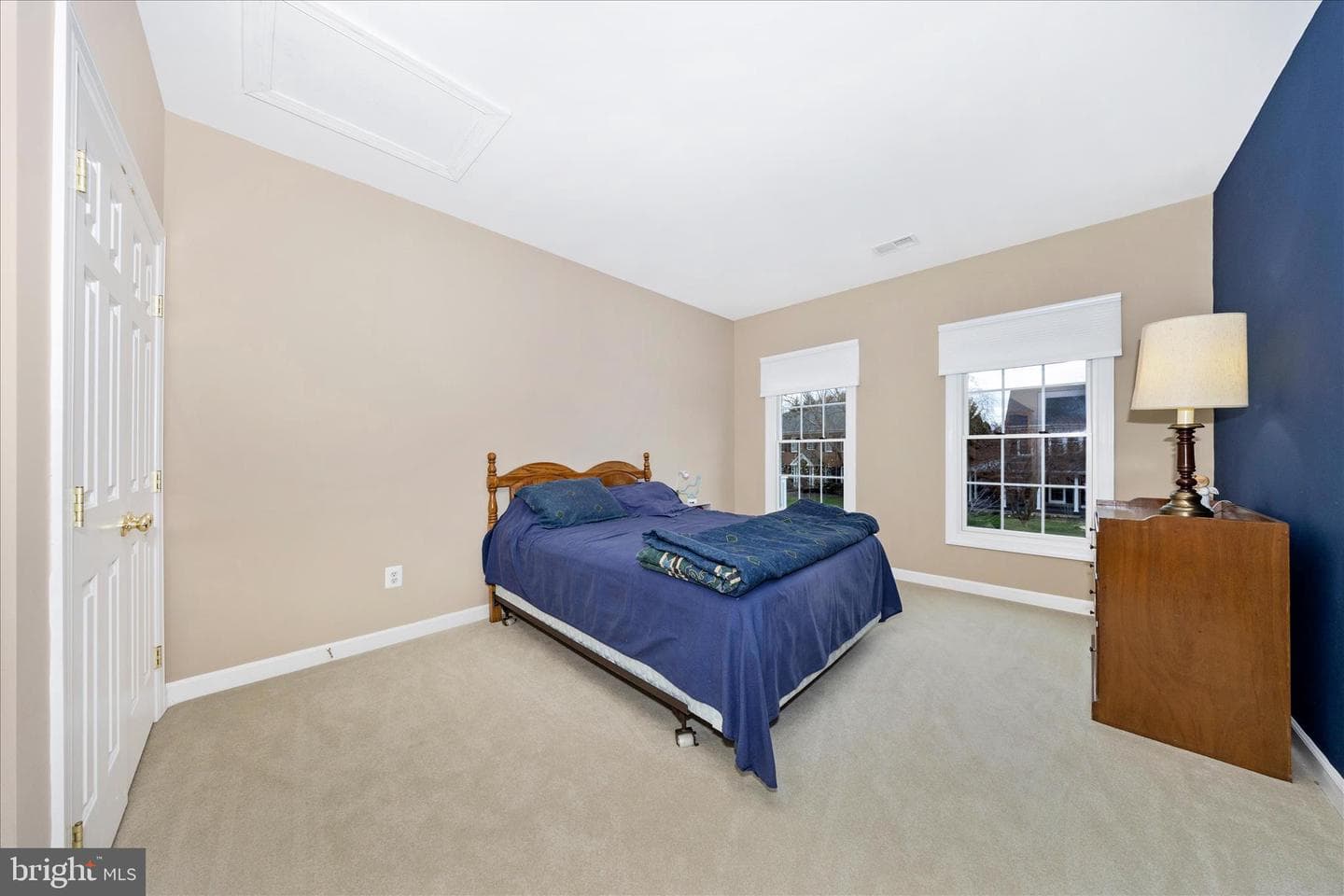 9102 Travener Circle photo 48