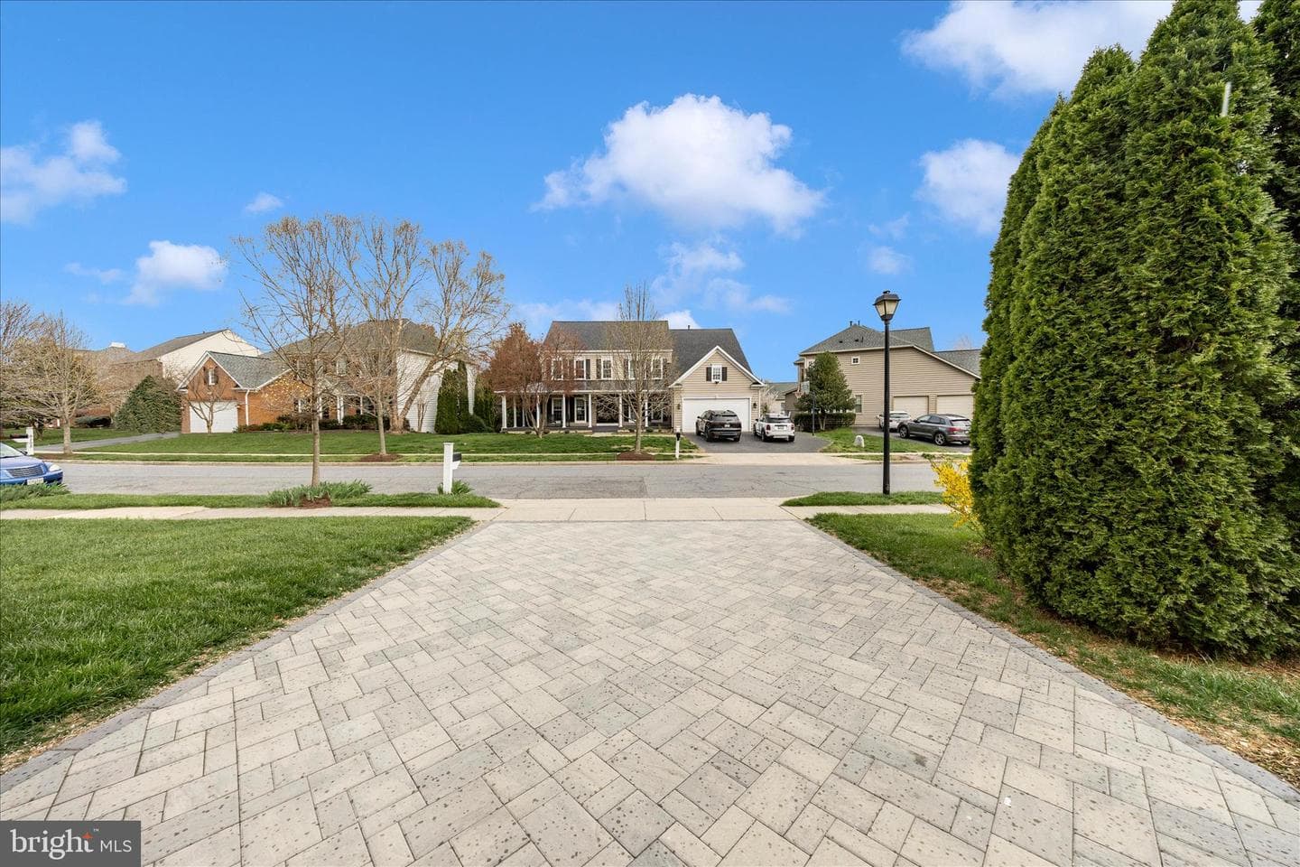 9102 Travener Circle photo 8