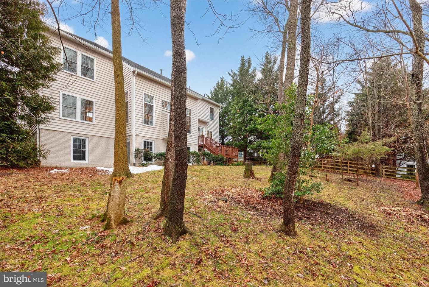 9102 Travener Circle photo 9