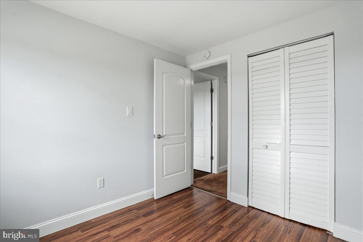 215 Challedon Drive photo 12