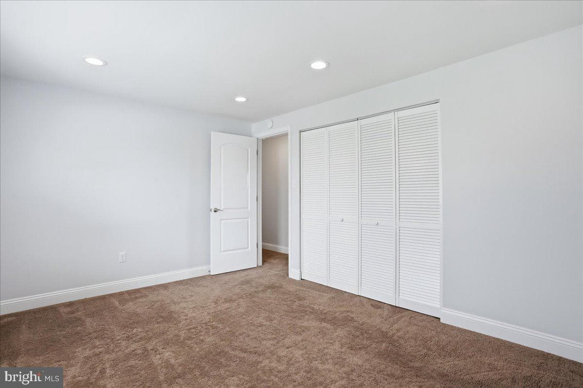 215 Challedon Drive photo 17