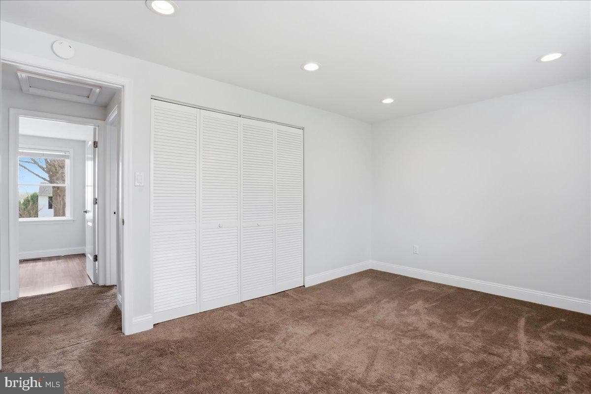 215 Challedon Drive photo 18