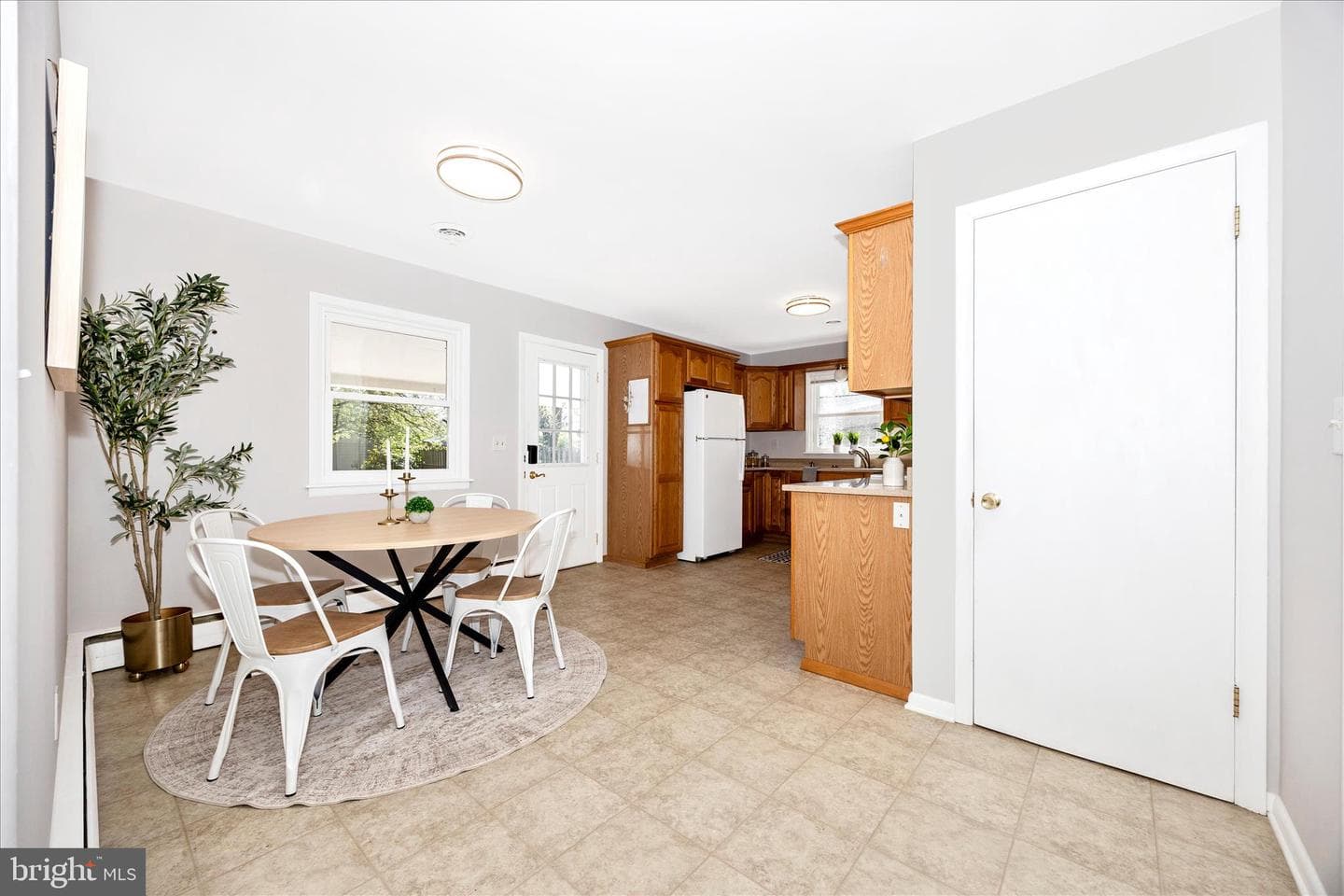 504 Valley Street photo 11