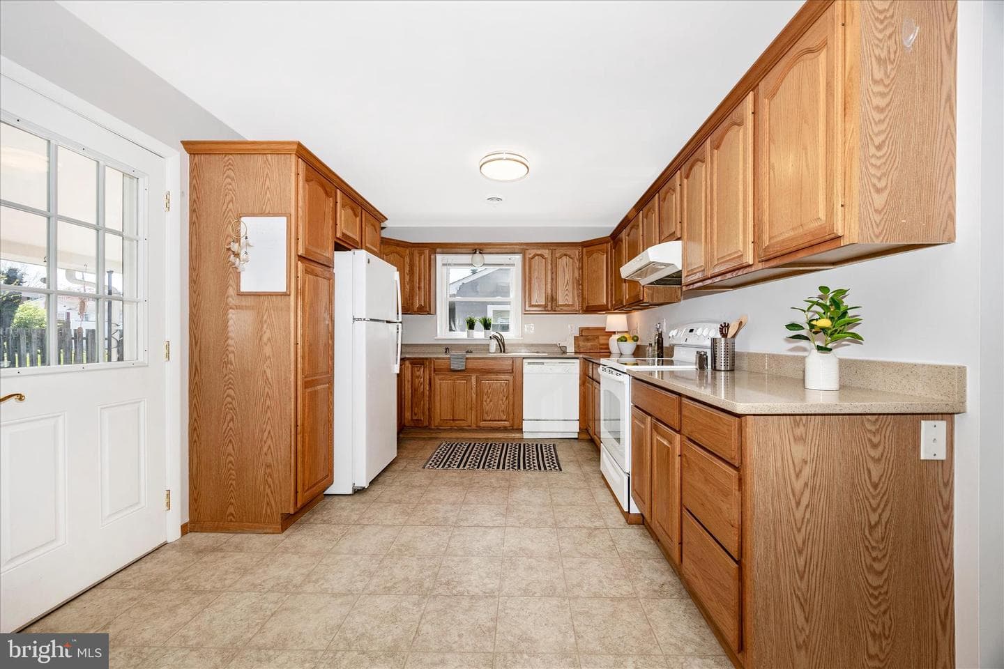 504 Valley Street photo 15
