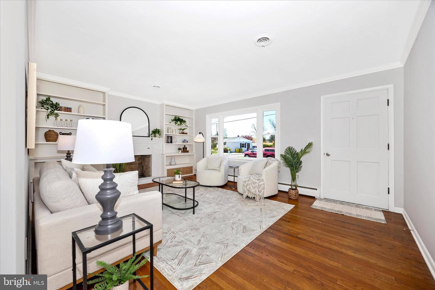 504 Valley Street photo 4