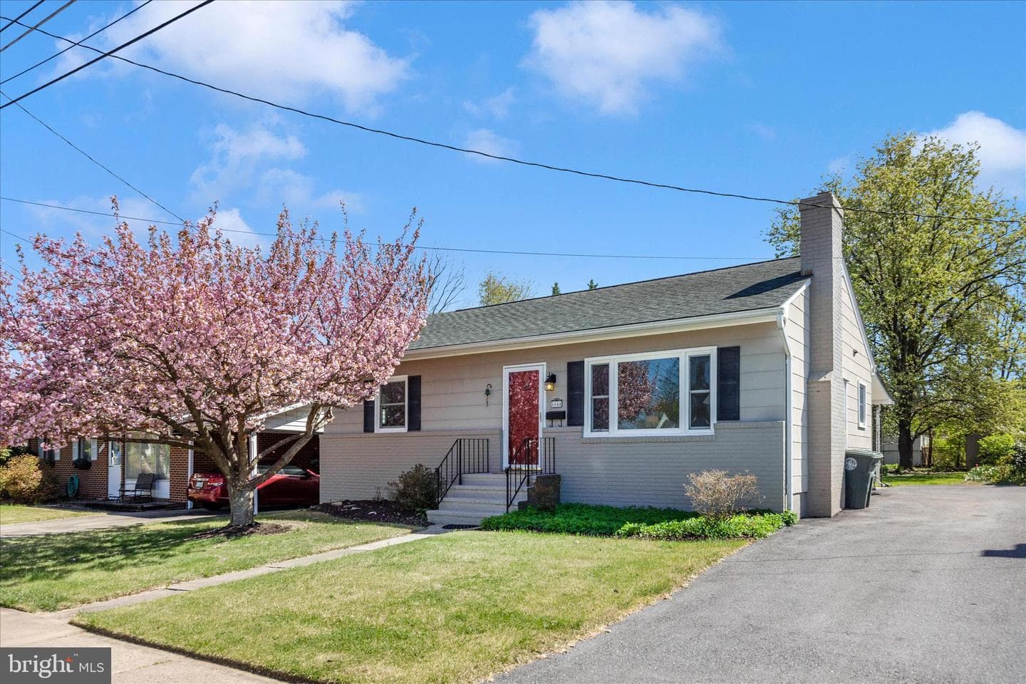 504 Valley Street photo 42
