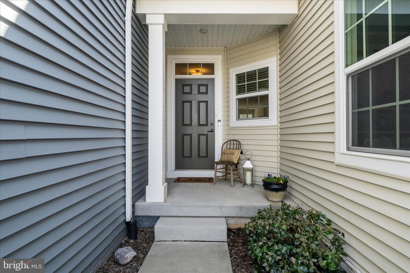 6443 Autumn Olive Drive photo 2